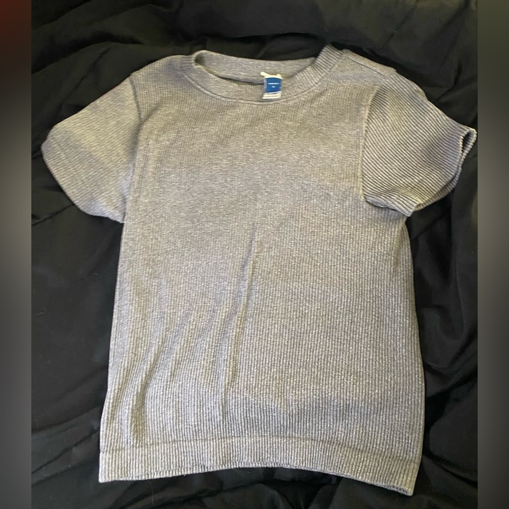Women’s workout top